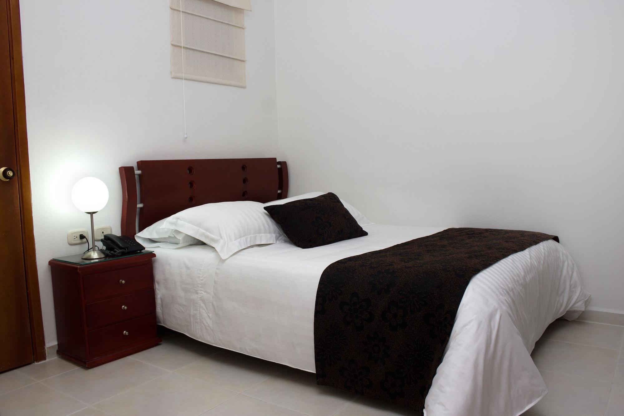 Hotel Quinta De Cabecera Букараманга Екстериор снимка