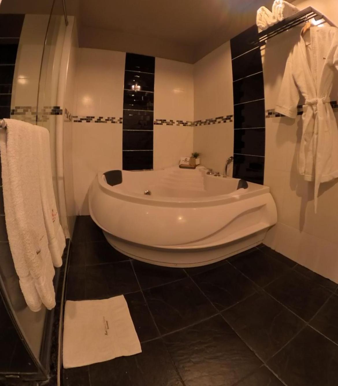Hotel Quinta De Cabecera Букараманга Екстериор снимка